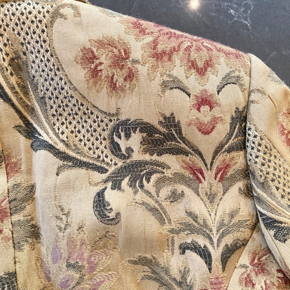 ✨Insight Nordstrom Luxurious Blazer✨ - Picture 11 of 13